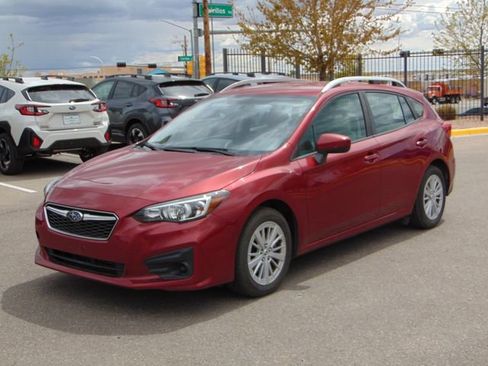 Used 2018 Subaru Impreza 2.0i Premium image 7