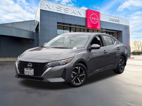 Used 2025 Nissan Sentra SV w/ All-Weather Package image 1