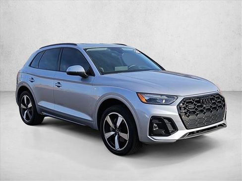 Used 2022 Audi Q5 2.0T Premium Plus image 3