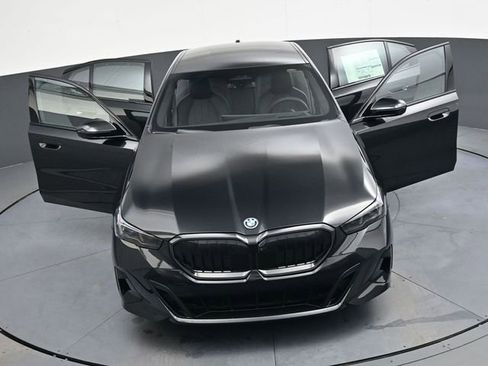 New 2026 BMW 550e xDrive w/ Executive Package AWD/4WD image 42