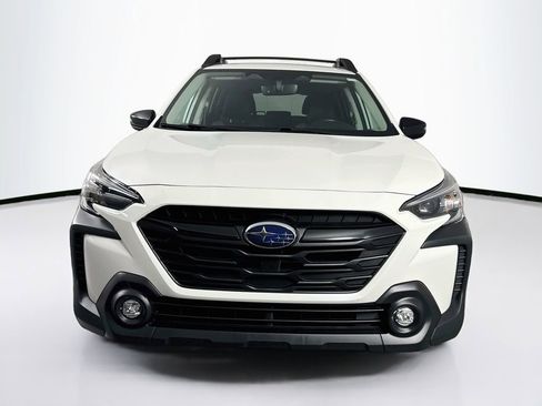 Used 2025 Subaru Outback Onyx Edition AWD/4WD image 2