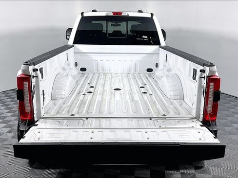 Used 2025 Ford F450 King Ranch w/ FX4 Off-Road Package AWD/4WD image 32
