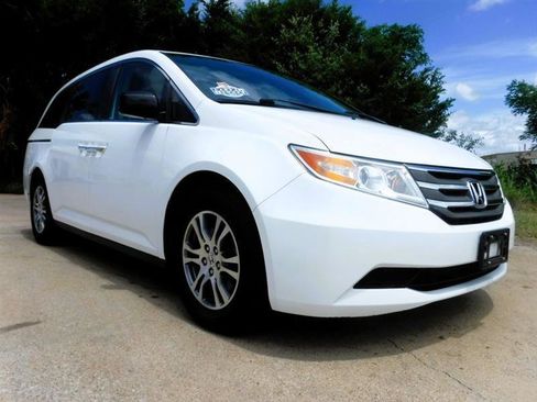 Used 2013 Honda Odyssey EX image 3