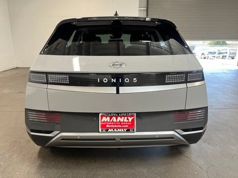 Used 2024 Hyundai Ioniq 5 SEL RWD image 4