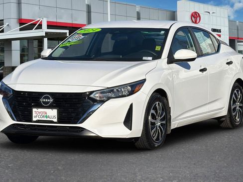 Used 2024 Nissan Sentra S image 8