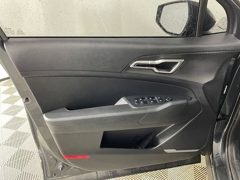 Certified 2024 Kia Sportage LX image 15