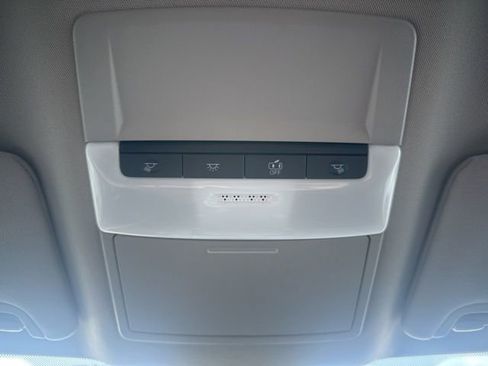 Used 2025 Nissan Altima 2.5 SV image 24