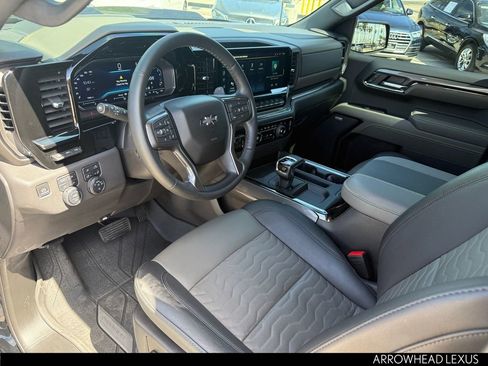 Used 2023 Chevrolet Silverado 1500 ZR2 w/ Technology Package AWD/4WD image 13