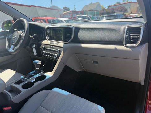 Used 2020 Kia Sportage LX FWD image 12