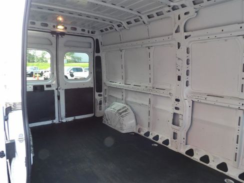 Used 2021 RAM ProMaster 2500 image 10