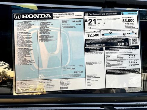 New 2025 Honda Pilot Sport image 18