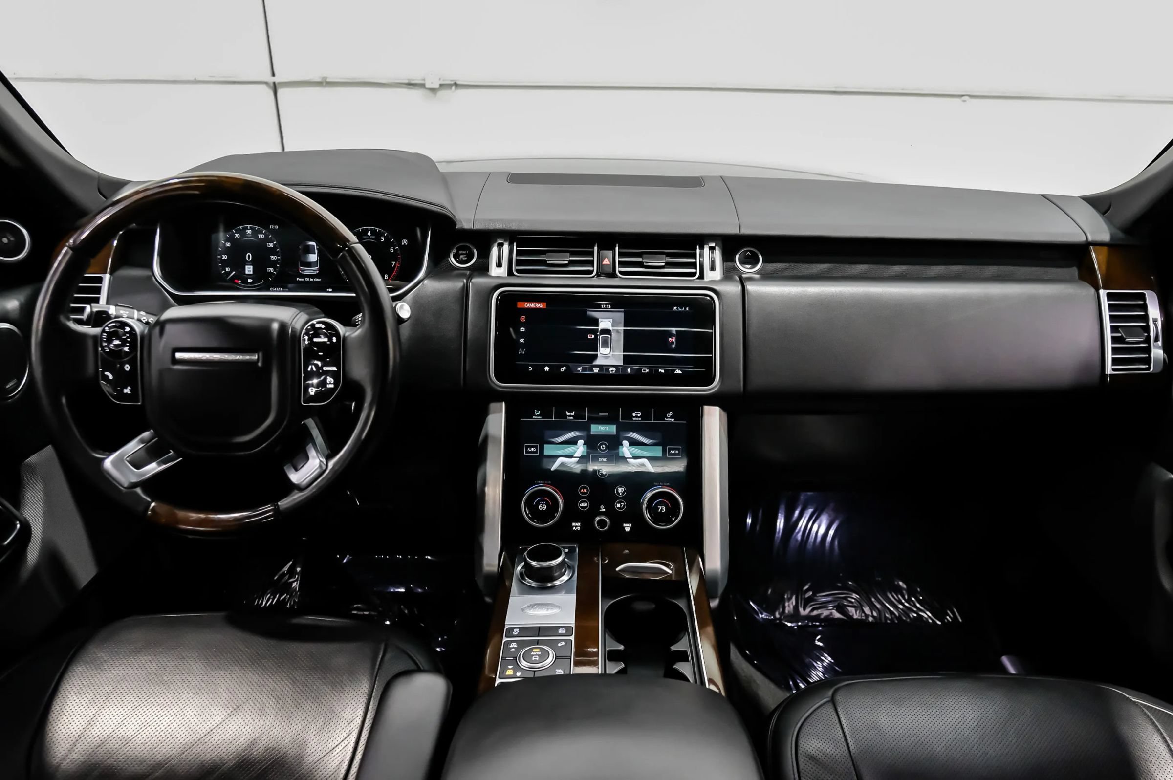 Used 2019 Land Rover Range Rover Long Wheelbase Supercharged AWD/4WD image 20