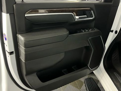 Used 2025 GMC Sierra 3500 SLE image 26