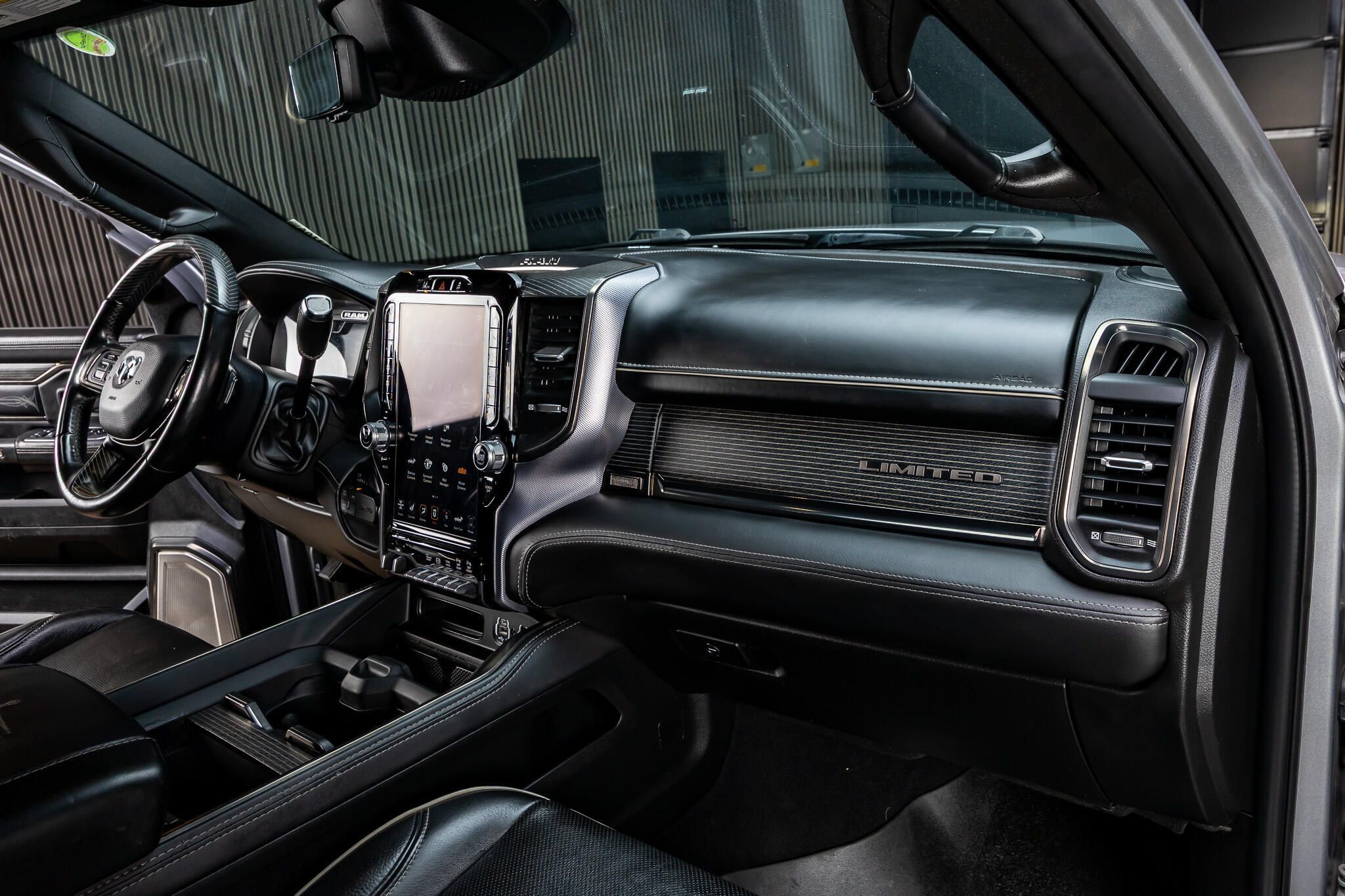 Used 2021 RAM 3500 Limited AWD/4WD image 16