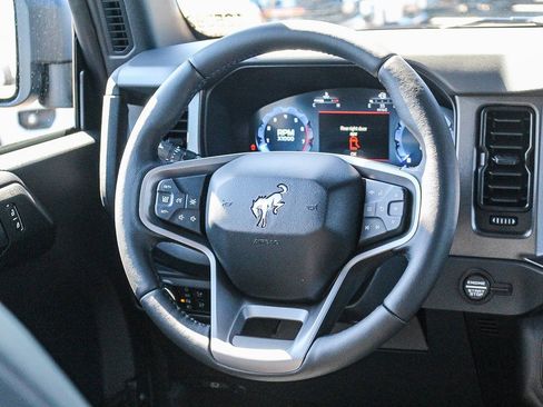 New 2025 Ford Bronco Badlands image 16