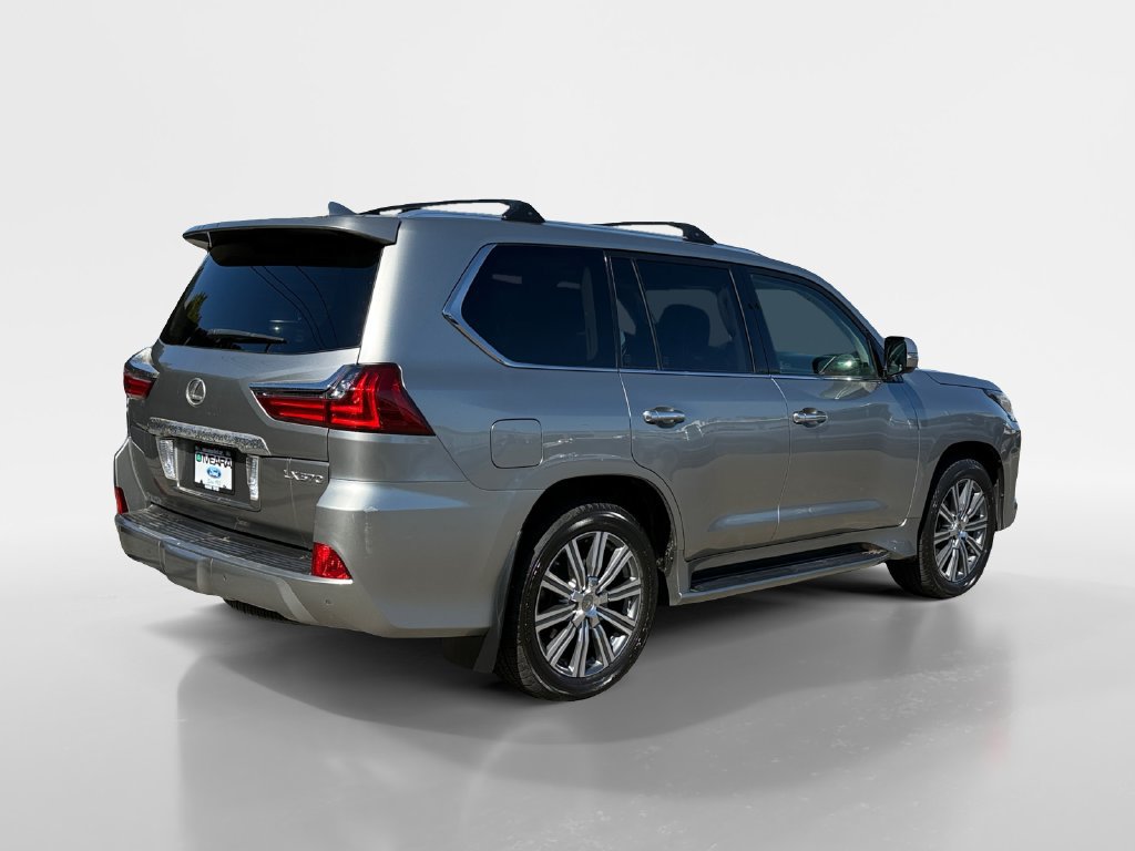 Used 2017 Lexus LX 570 4WD w/ Luxury Package image 6