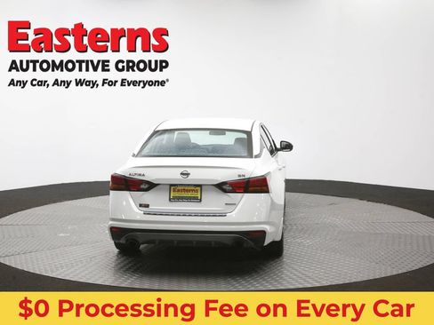 Used 2022 Nissan Altima 2.0 SR FWD image 39