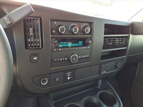 Used 2023 GMC Savana 2500 w/ Driver Convenience Package image 19