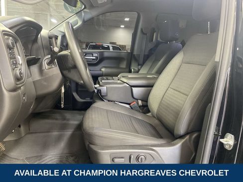 Used 2022 Chevrolet Silverado 1500 Custom Trail Boss AWD/4WD image 26