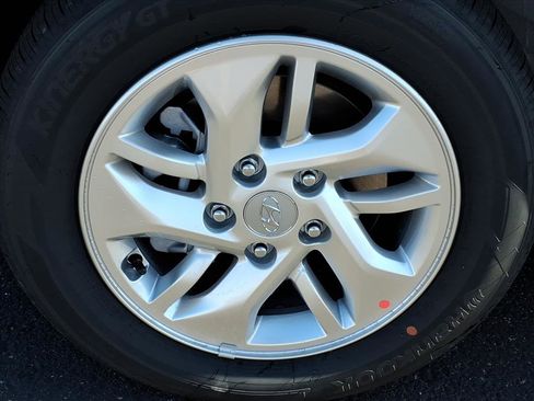 New 2026 Hyundai Venue SE image 4