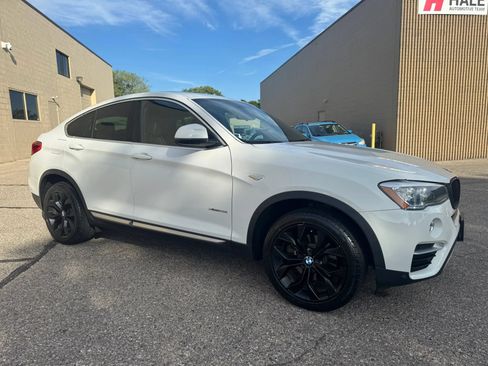 Used 2018 BMW X4 xDrive28i AWD/4WD image 12