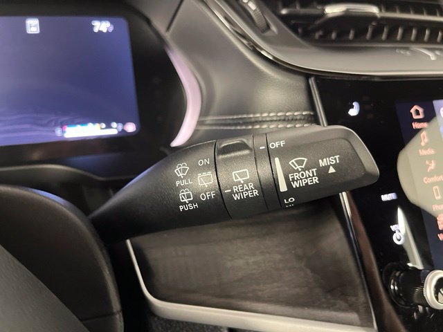 Used 2026 Jeep Grand Cherokee Limited w/ Limited Altitude Package AWD/4WD image 24