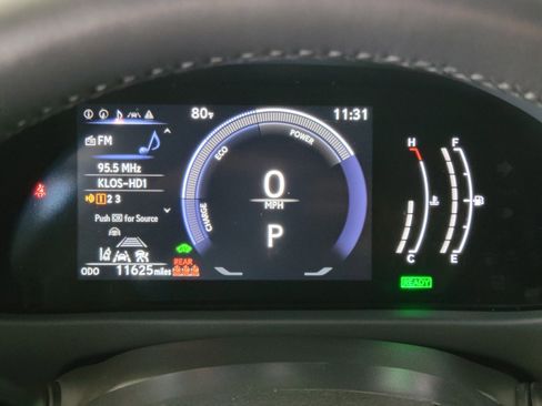 Certified 2025 Lexus UX 300h FWD w/ Accessory Package (Z2) image 22