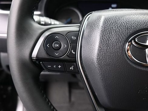 Used 2024 Toyota Venza Nightshade image 23