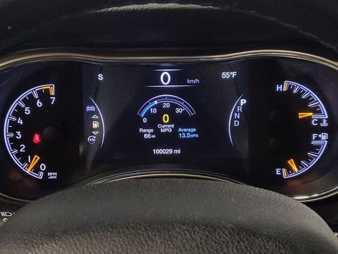 Used 2016 Jeep Grand Cherokee Laredo 75th Anniversary image 23