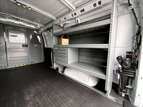 New 2025 Chevrolet Express 3500 w/ Driver Convenience Package image 22
