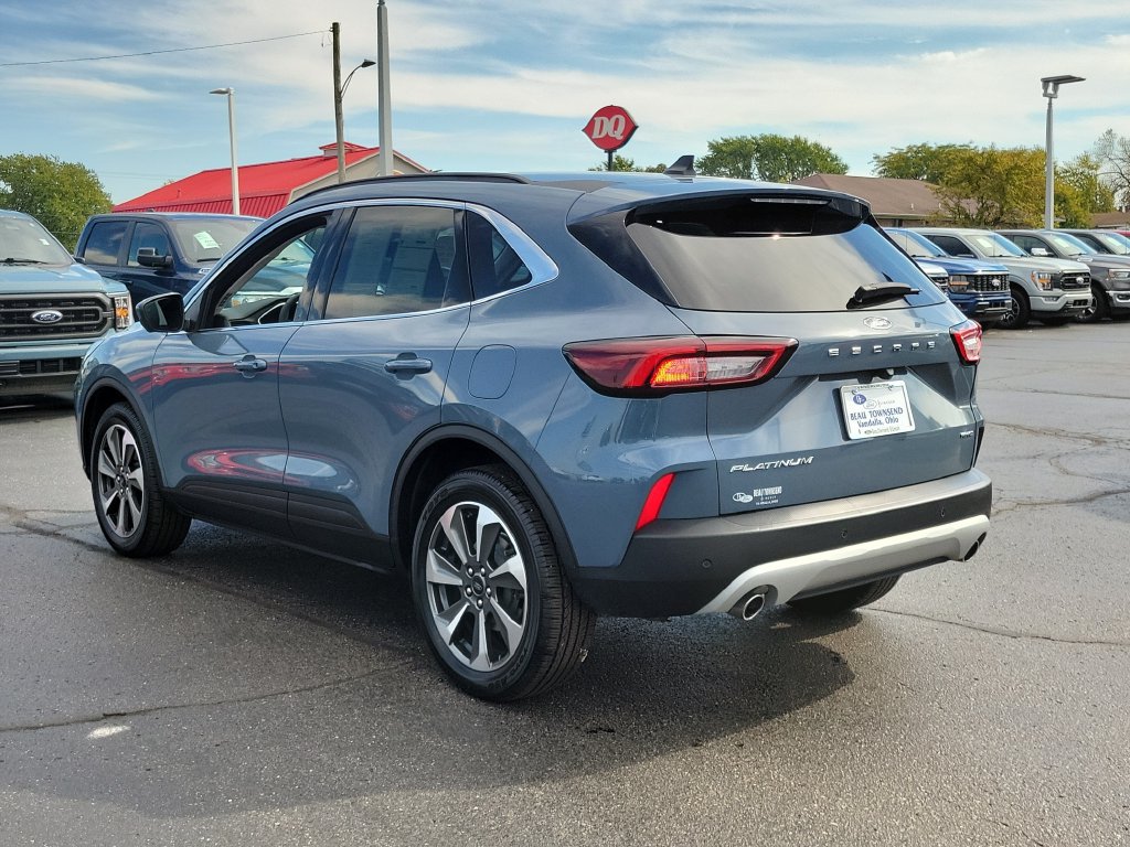 Certified 2023 Ford Escape Platinum AWD/4WD image 6