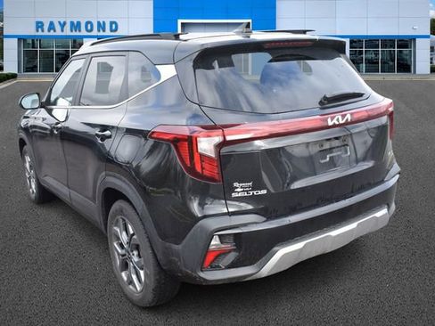 Certified 2024 Kia Seltos S image 5
