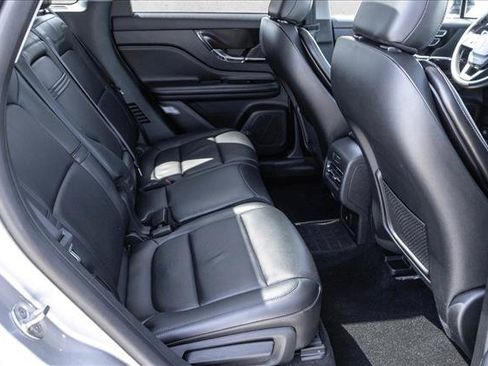 Used 2022 Lincoln Corsair AWD w/ Premium Package image 24