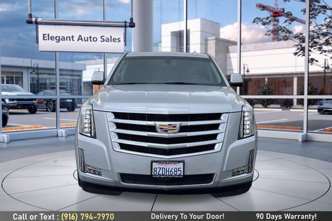 Used 2015 Cadillac Escalade 2WD image 2