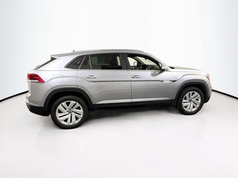 Used 2023 Volkswagen Atlas Cross Sport SE AWD/4WD image 4