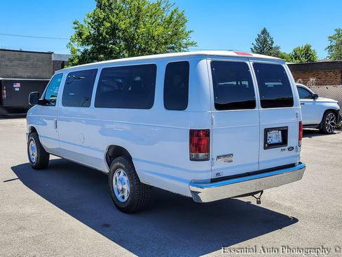 Used 2011 Ford E-350 and Econoline 350 XLT RWD image 5
