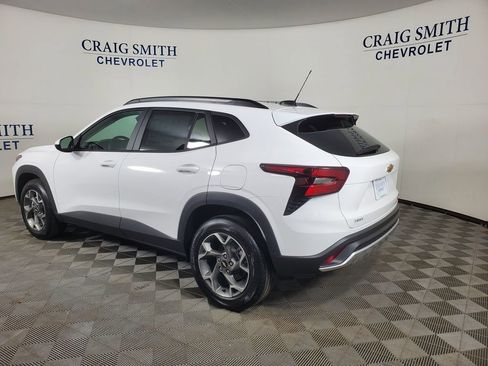 New 2026 Chevrolet Trax LT FWD image 3