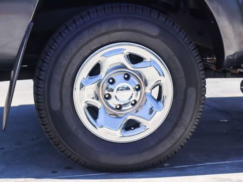 Used 2015 Toyota Tacoma PreRunner w/ SR5 Package RWD image 8
