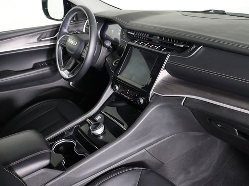 Used 2022 Jeep Grand Cherokee L Limited image 27