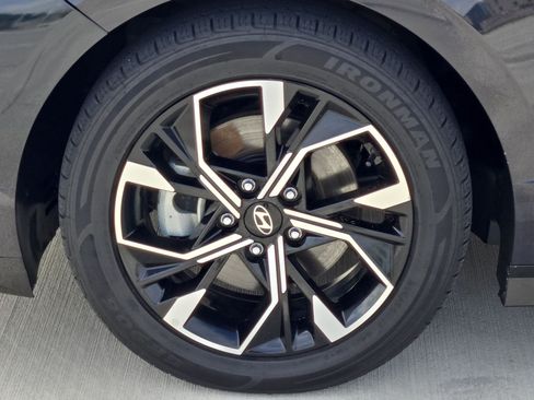 Used 2024 Hyundai Sonata SEL FWD image 11