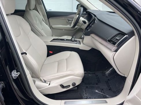 Certified 2023 Volvo XC90 B6 Plus w/ Protection Package Premier image 20