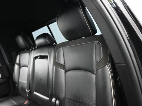 Used 2024 RAM 2500 Laramie w/ Night Edition AWD/4WD image 33