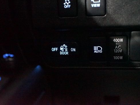 Certified 2023 Toyota Tacoma TRD Sport image 19