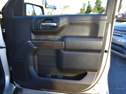 Used 2019 Chevrolet Silverado 1500 LT w/ All-Star Edition image 35