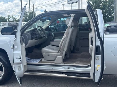Used 2013 Chevrolet Silverado 1500 LT RWD image 10