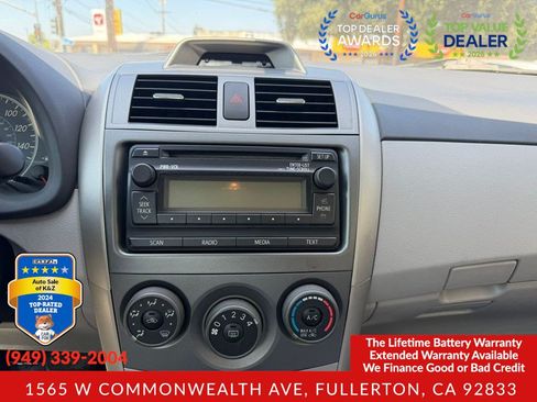 Used 2012 Toyota Corolla LE FWD image 28