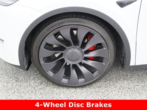 Used 2021 Tesla Model Y Performance image 11