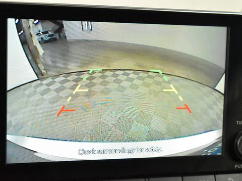 Used 2023 Nissan Sentra SV image 28