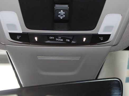 Used 2023 Honda CR-V EX-L image 39