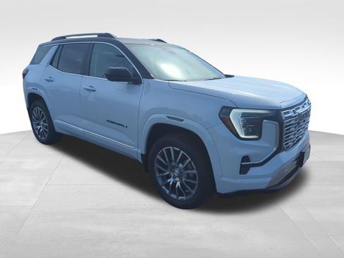 New 2026 GMC Terrain Denali w/ LPO, Black Badging Package AWD/4WD image 7